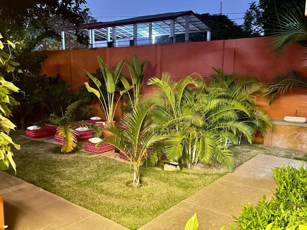 Hotel Le Kentia Lomé Exterior foto