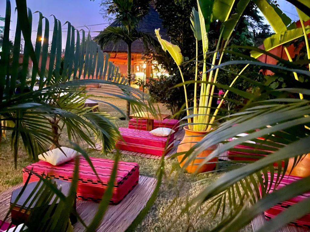 Hotel Le Kentia Lomé Exterior foto